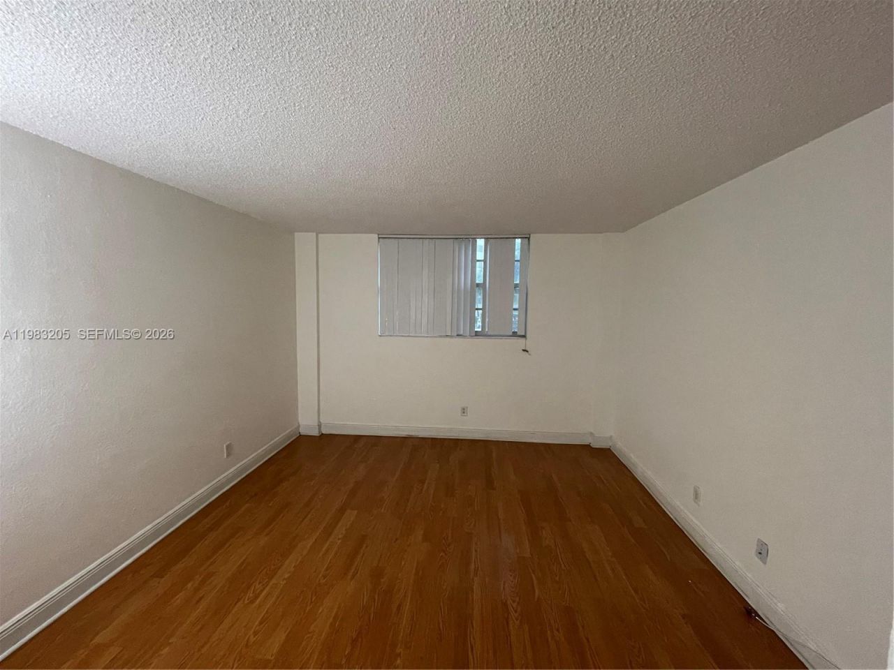 19390 Collins Ave, Unit 122, Sunny Isles Beach, FL 33160 Photo