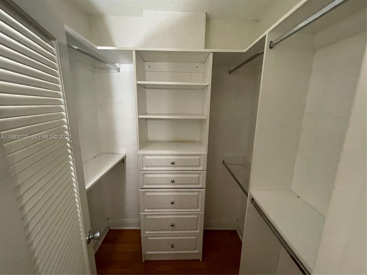 19390 Collins Ave, Unit 122, Sunny Isles Beach, FL 33160 Photo