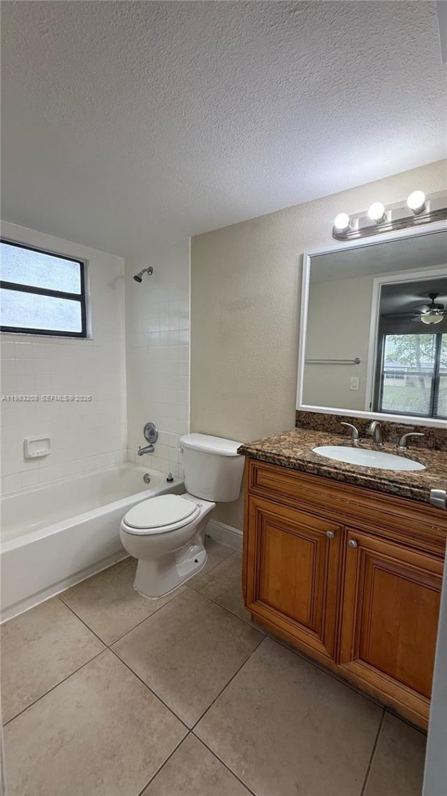 1500 Lake Crystal Dr, Unit C, West Palm Beach, FL 33411 Photo