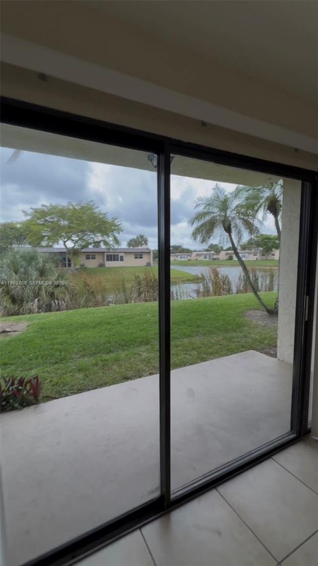 1500 Lake Crystal Dr, Unit C, West Palm Beach, FL 33411 Photo