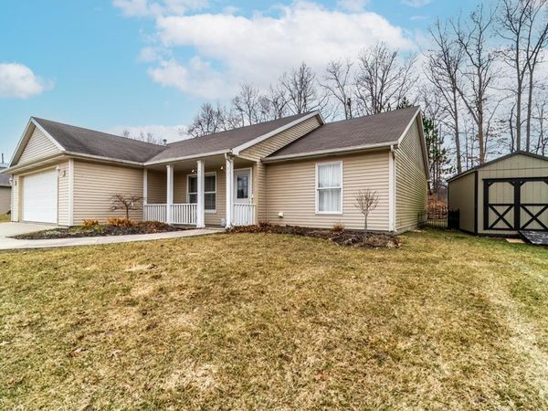 813 Thomas Drive, Angola, IN 46703