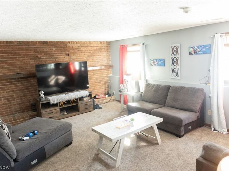 700 Denshire Drive NW, Canal Fulton, OH 44614 Photo 7