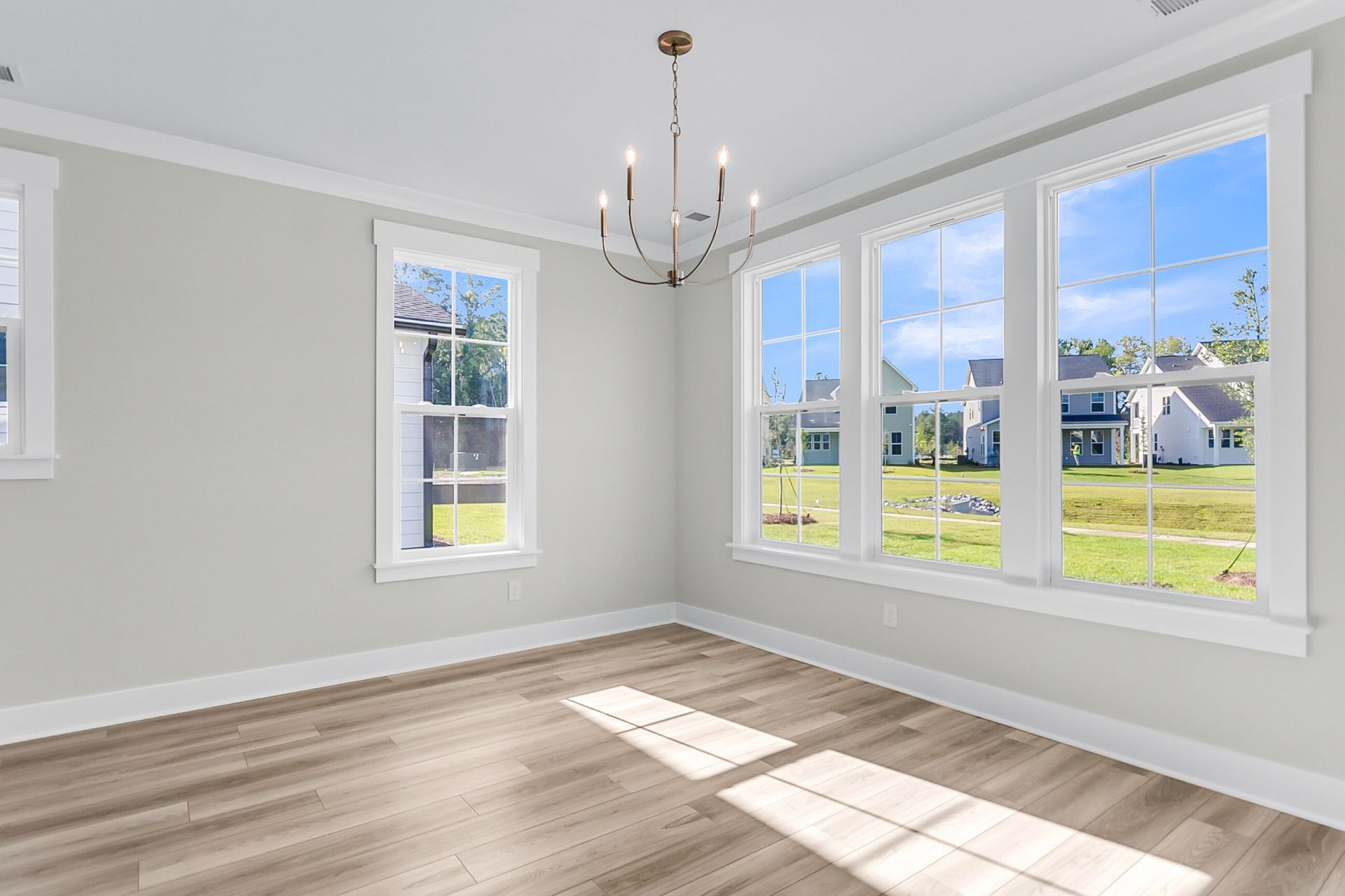 85 Crosswick Street Photo 18