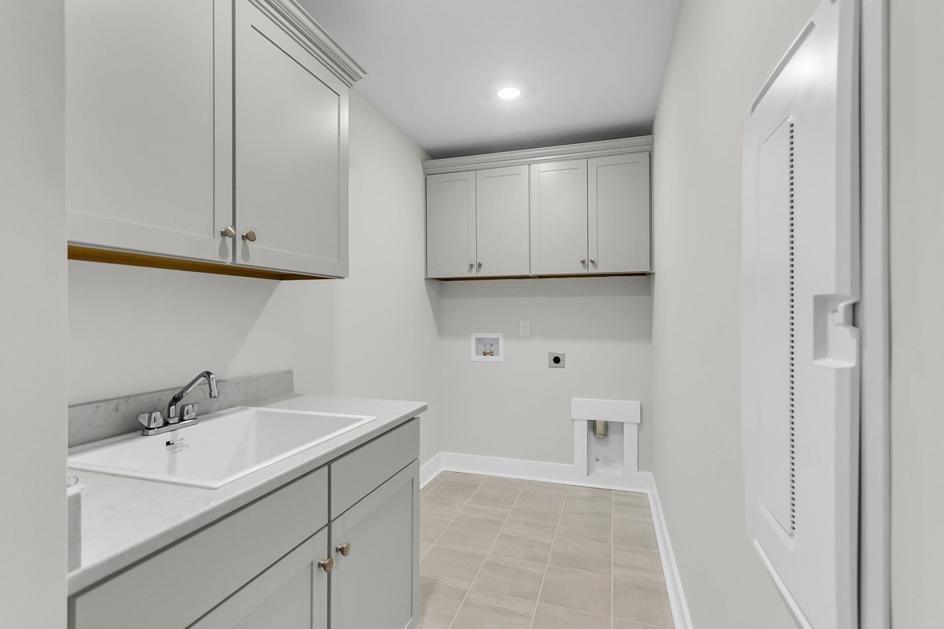 85 Crosswick Street Photo 38