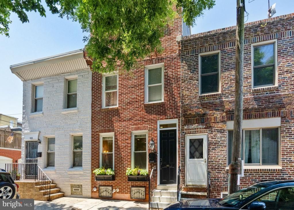 802 N Bambrey Street, Philadelphia, PA 19130 Main Photo