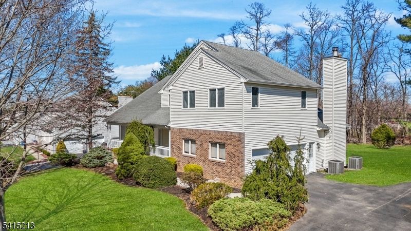 34 Knob Hill Rd, Marlboro, NJ 07751 Main Photo