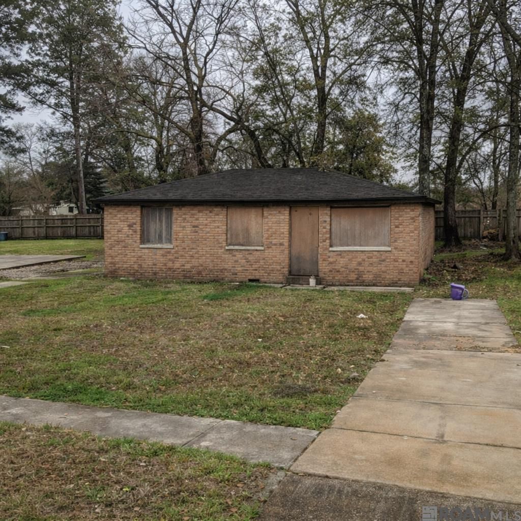 2936 75th Ave, Baton Rouge, LA 70807 Main Photo