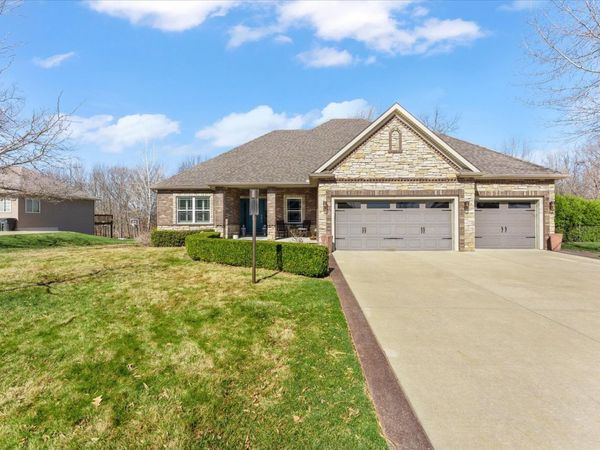 1310 White Oak Road, Mahomet, IL 61853
