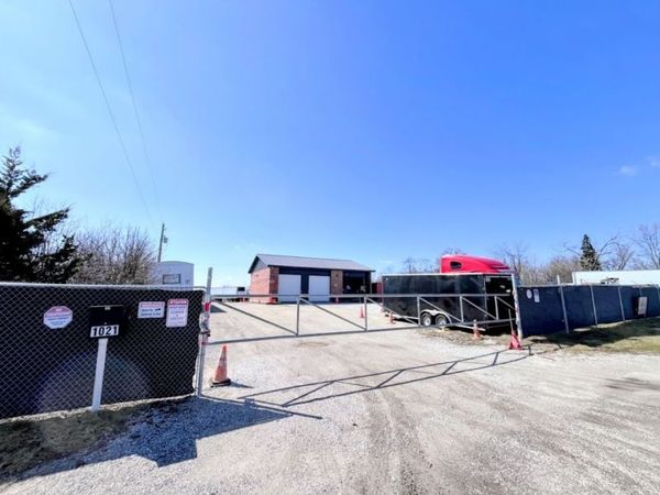 394 E Glenwood Dyer Road , Glenwood, IL 60425