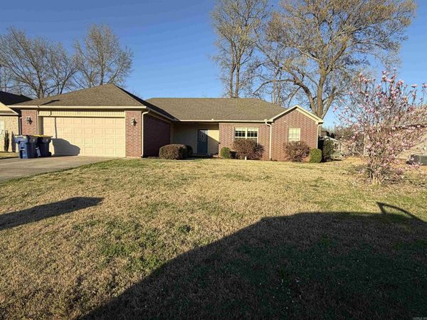 23 Trinity Drive, Cabot, AR 72023