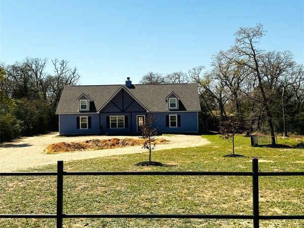 1244 Oak View Lane, Thrall, TX 76578