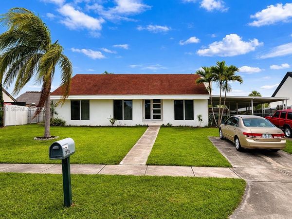20729 SW 120th Pl, Miami, FL 33177
