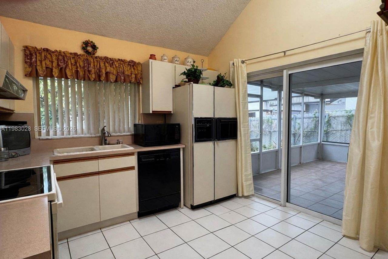 20729 SW 120th Pl, Miami, FL 33177 Photo