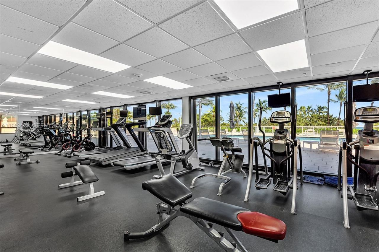 10185 Collins Ave, Unit 606, Bal Harbour, FL 33154 Photo