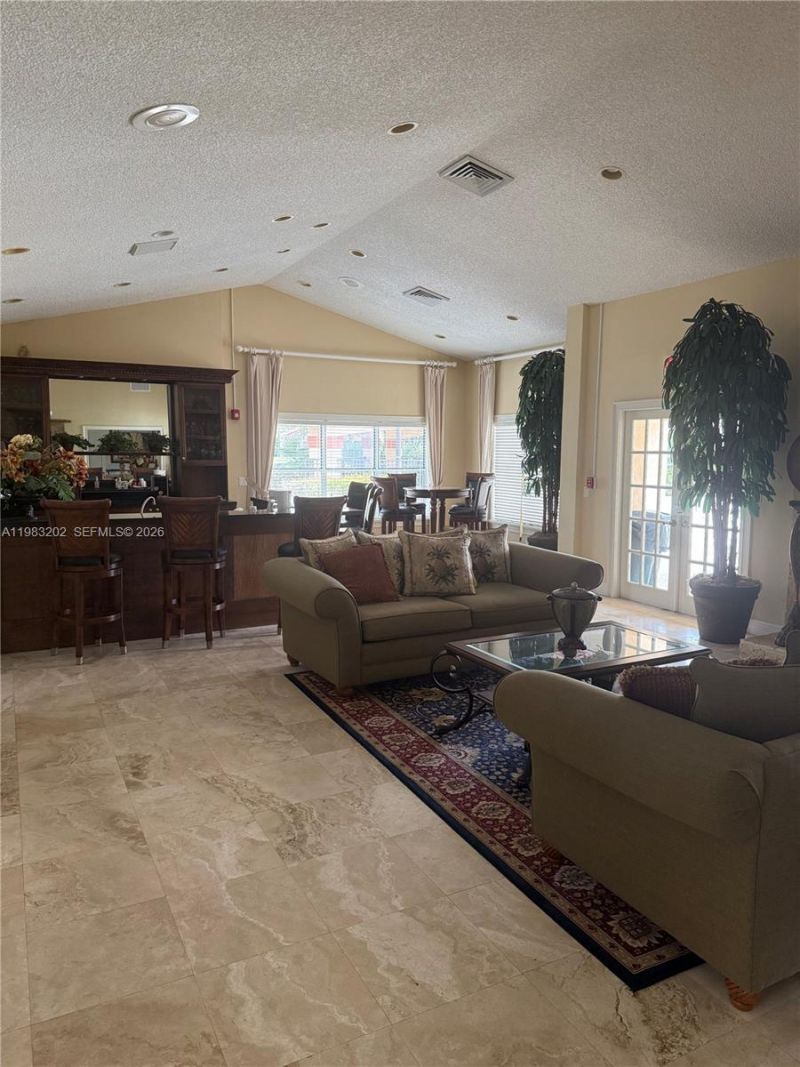 3310 N Pinewalk Dr N, Unit 1833, Margate, FL 33063 Photo