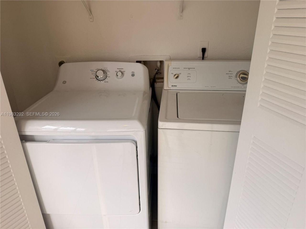 3310 N Pinewalk Dr N, Unit 1833, Margate, FL 33063 Photo