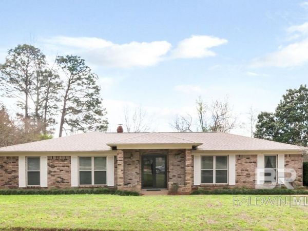 6133 Lindholm Drive, Mobile, AL 36693