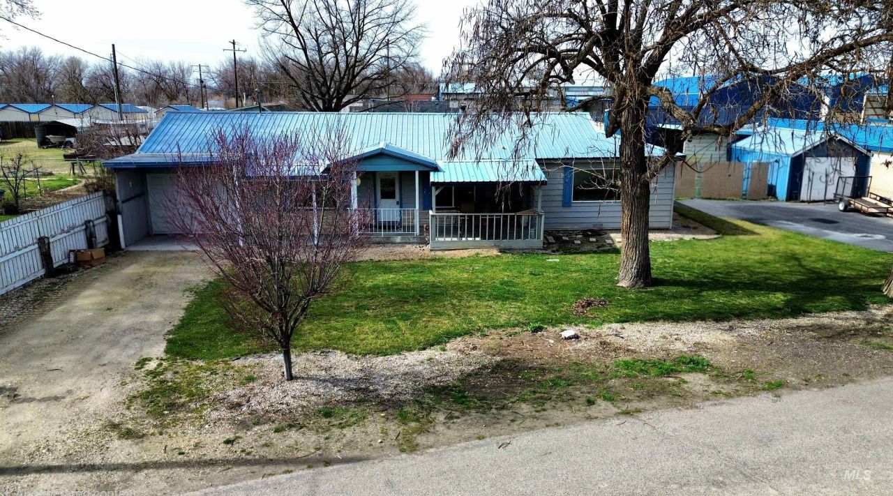 684 S Park St, Payette, ID 83661 Main Photo