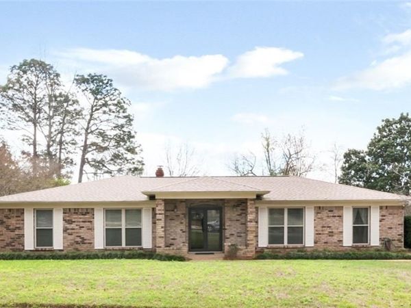 6133 Lindholm Drive, Mobile, AL 36693