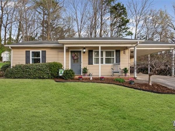 926 Meadowbrook Road, Asheboro, NC 27203