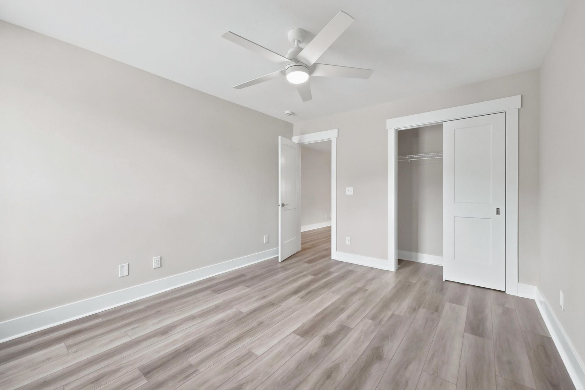 2012 Spring Valley Ct. Photo 27