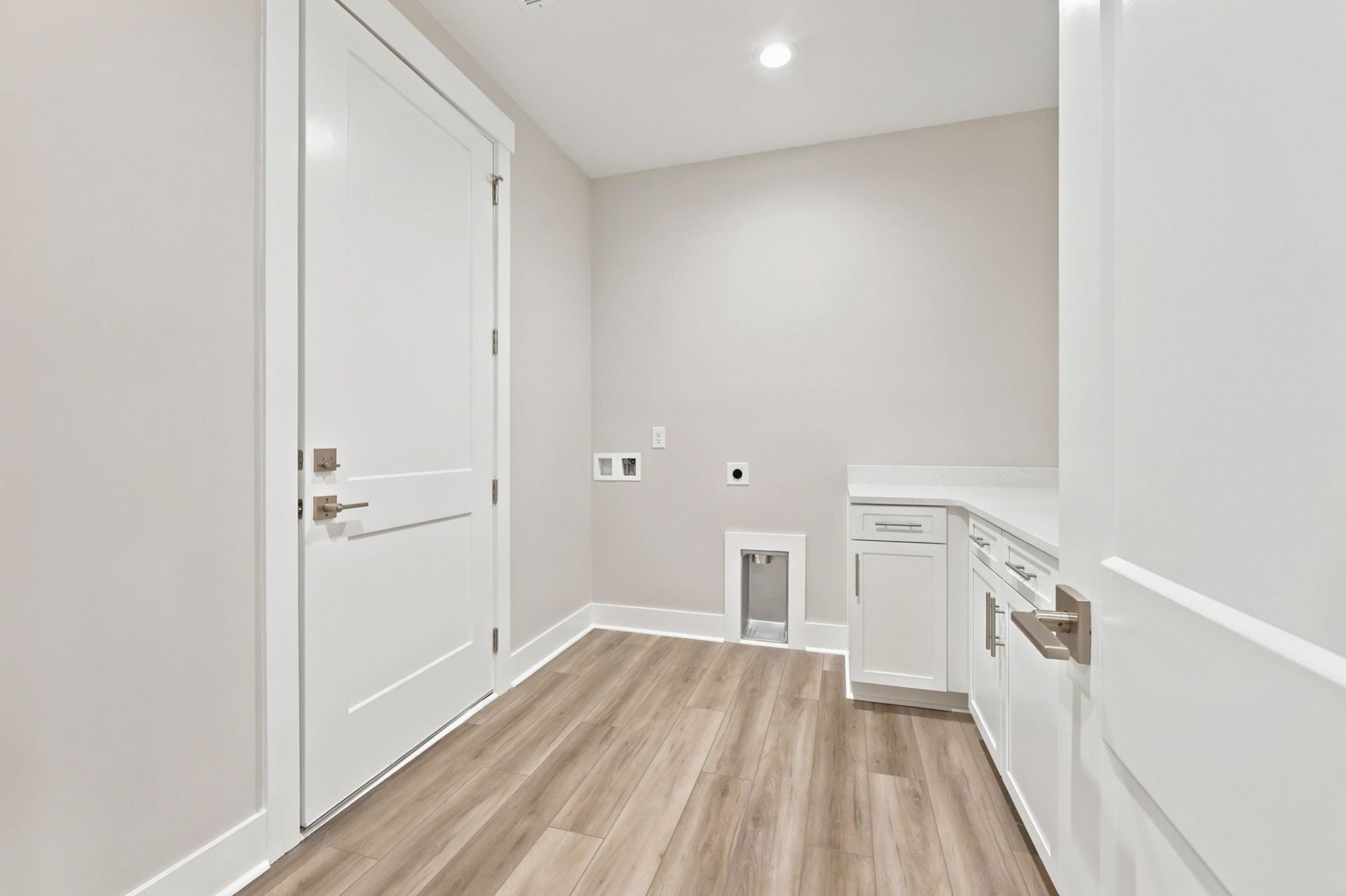2012 Spring Valley Ct. Photo 32