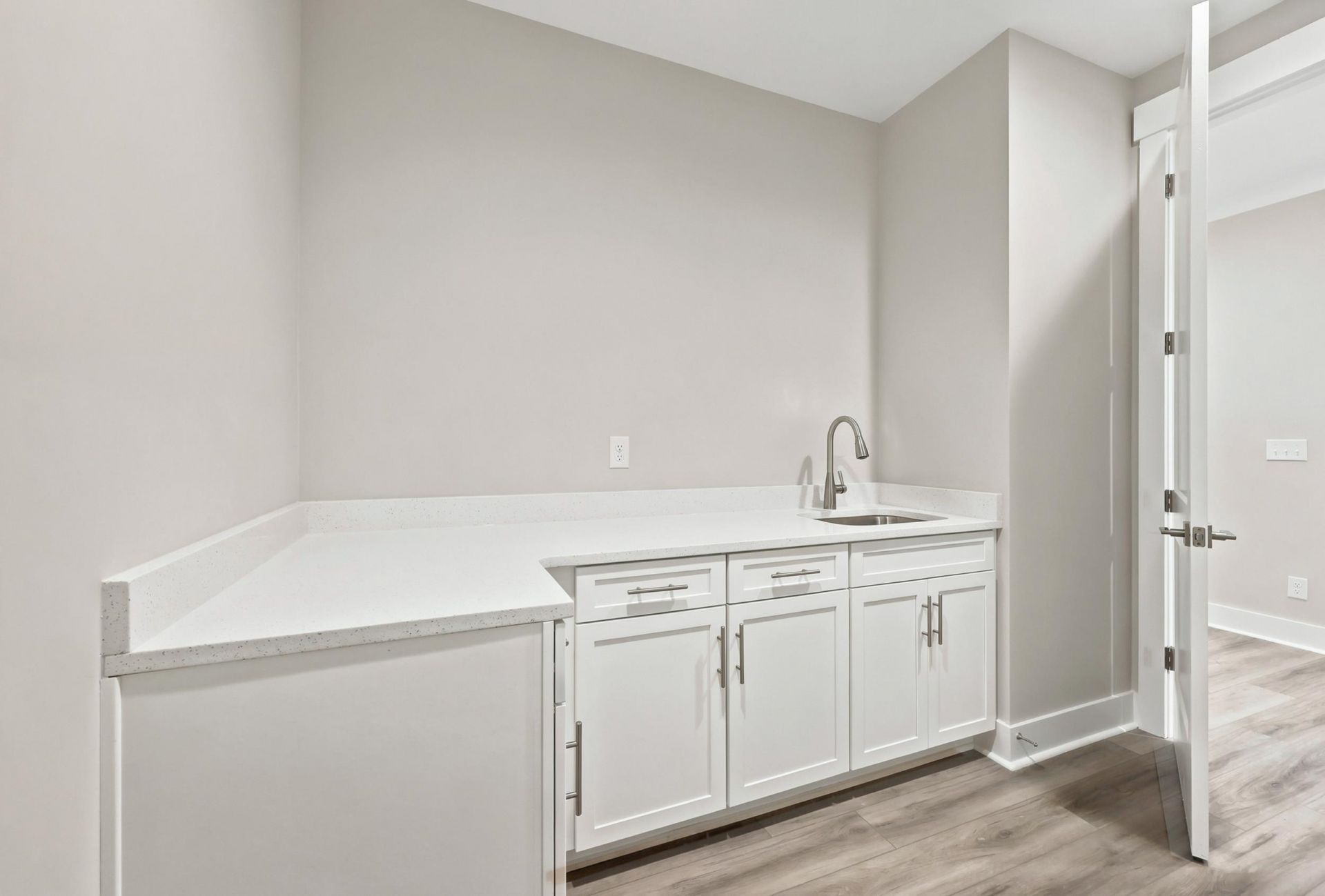 2012 Spring Valley Ct. Photo 33