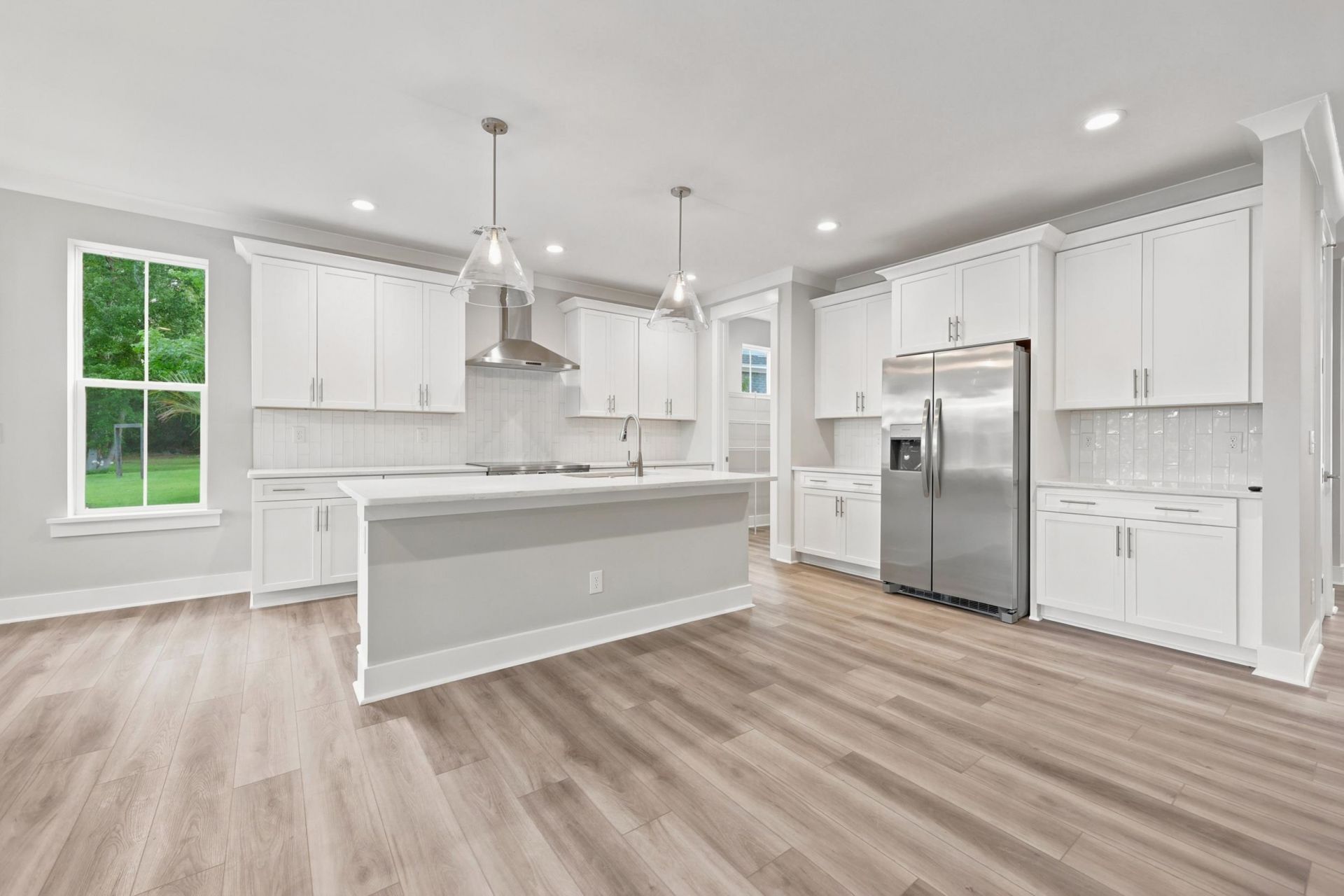 2012 Spring Valley Ct. Photo 4