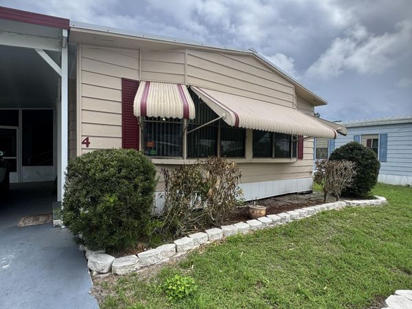 4 Felicidad Court, Fort Pierce, FL 34951