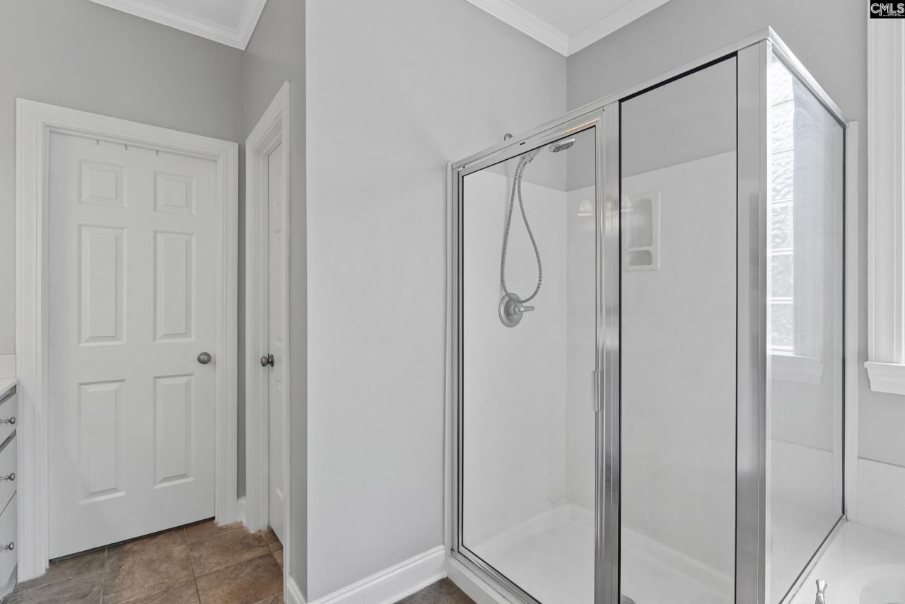 302 Lookout Hill Drive  Photo 19