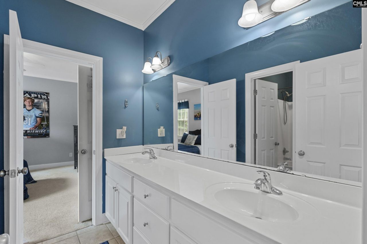 302 Lookout Hill Drive  Photo 23