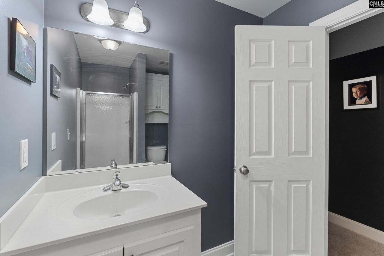 302 Lookout Hill Drive  Photo 35