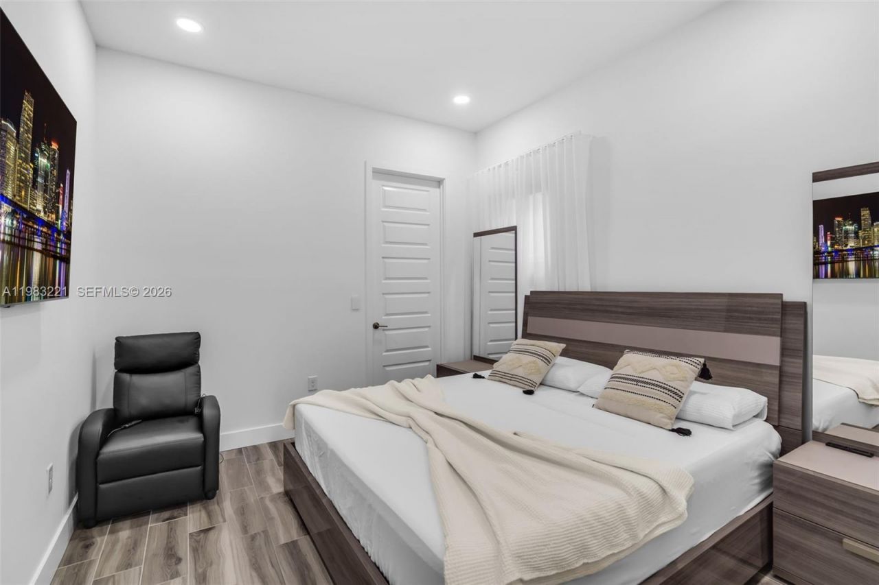 15540 NW 88th Ave , Unit 15540, Miami Lakes, FL 33018 Photo