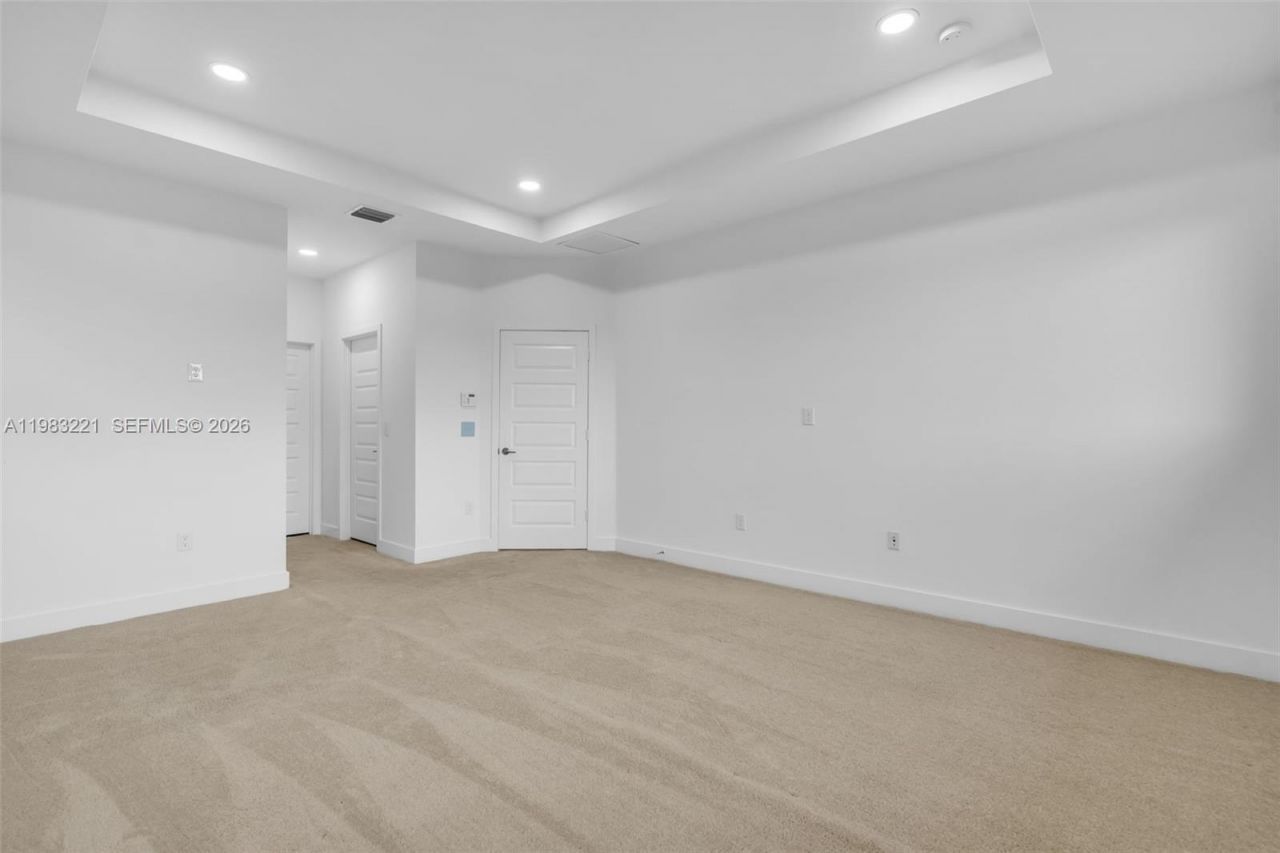 15540 NW 88th Ave , Unit 15540, Miami Lakes, FL 33018 Photo