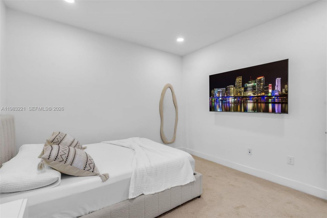 15540 NW 88th Ave , Unit 15540, Miami Lakes, FL 33018 Photo