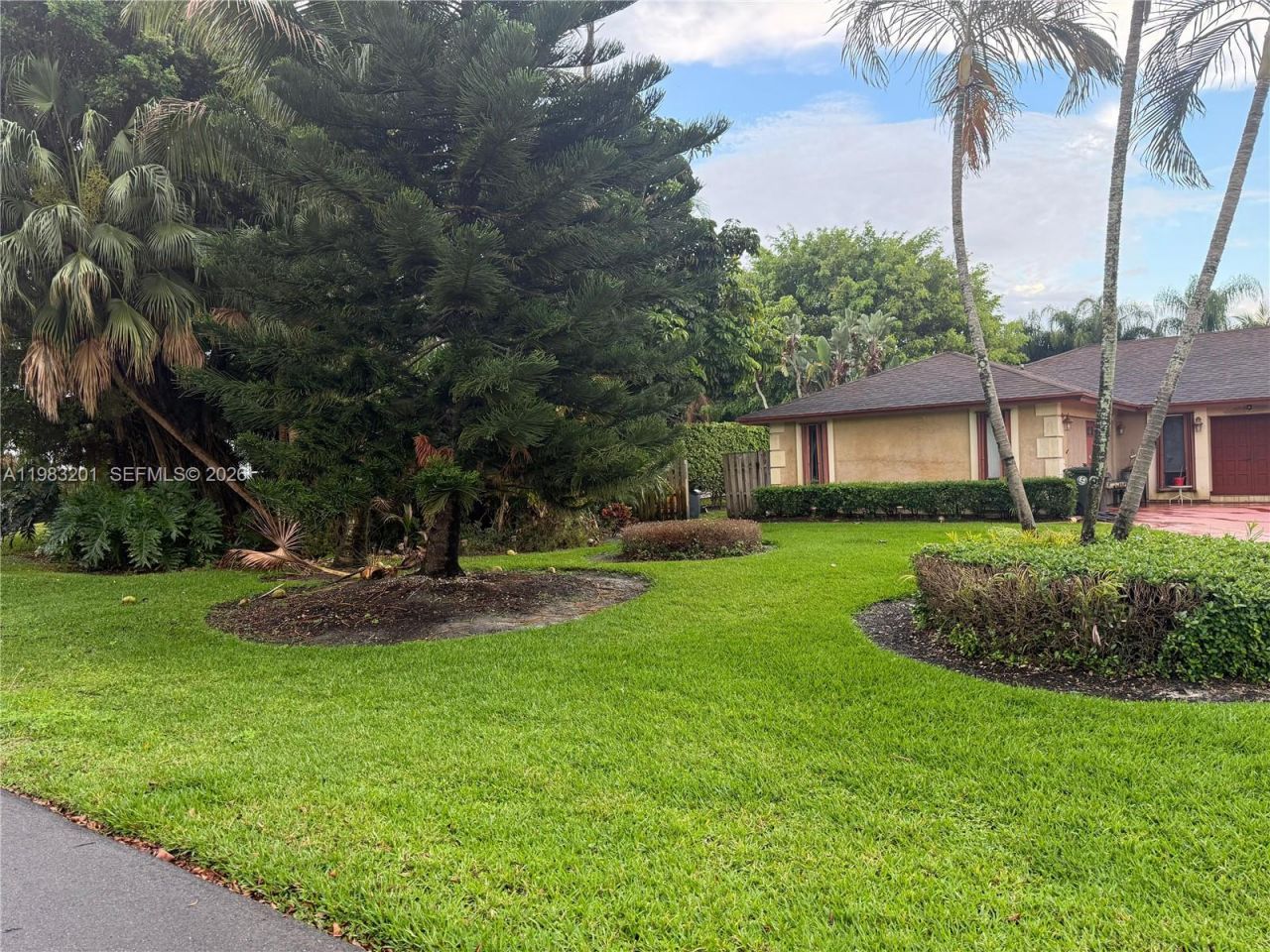 5940 Piney Ct, Greenacres, FL 33463 Photo