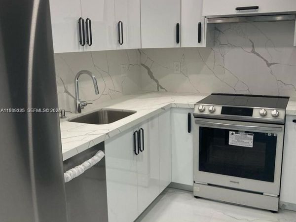 290 174th St , Unit 1206, Sunny Isles Beach, FL 33160