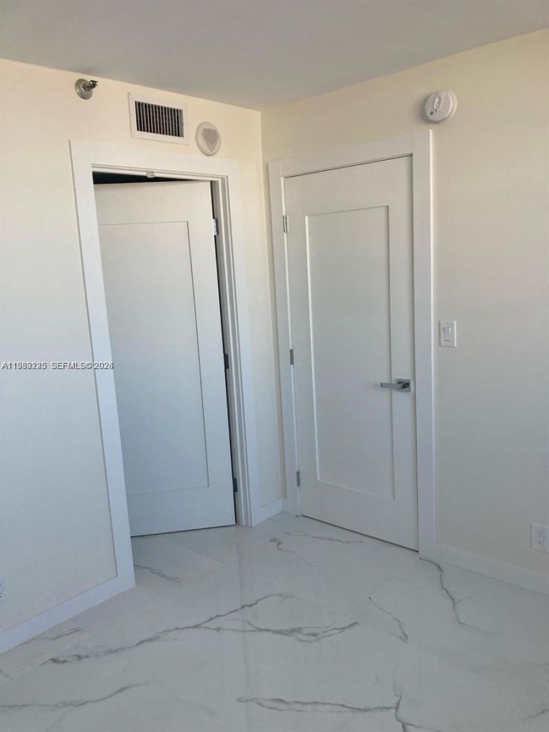 290 174th St , Unit 1206, Sunny Isles Beach, FL 33160 Photo