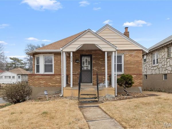 3112 Gary Drive, St Louis, MO 63121