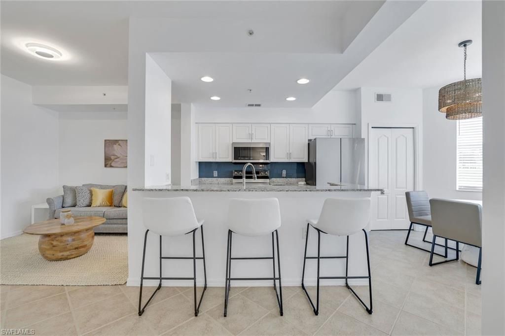 2740 Cypress Trace Cir, Unit 2717, Naples, FL 34119 Photo
