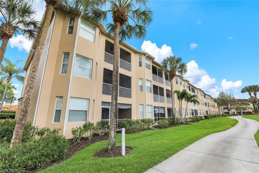 2740 Cypress Trace Cir, Unit 2717, Naples, FL 34119 Photo