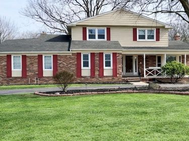 28746 Ramblewood Drive, Farmington Hills, MI 48334