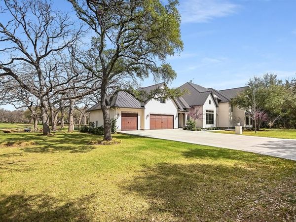 1005 Cats Eye , Horseshoe Bay, TX 78657