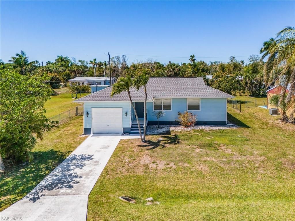 15869 Missouri St, Bokeelia, FL 33922 Photo