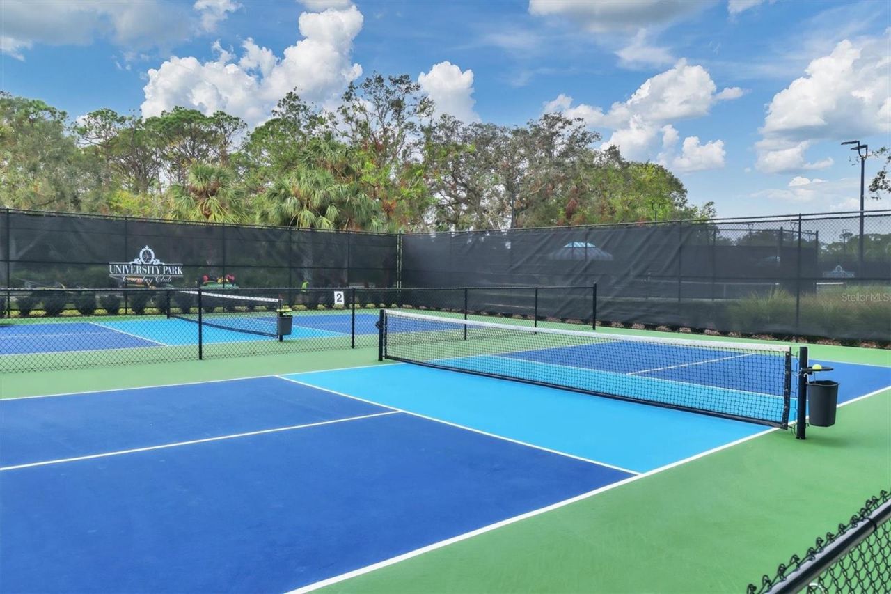 7904 Hampton Court, University Park, FL 34201 Photo