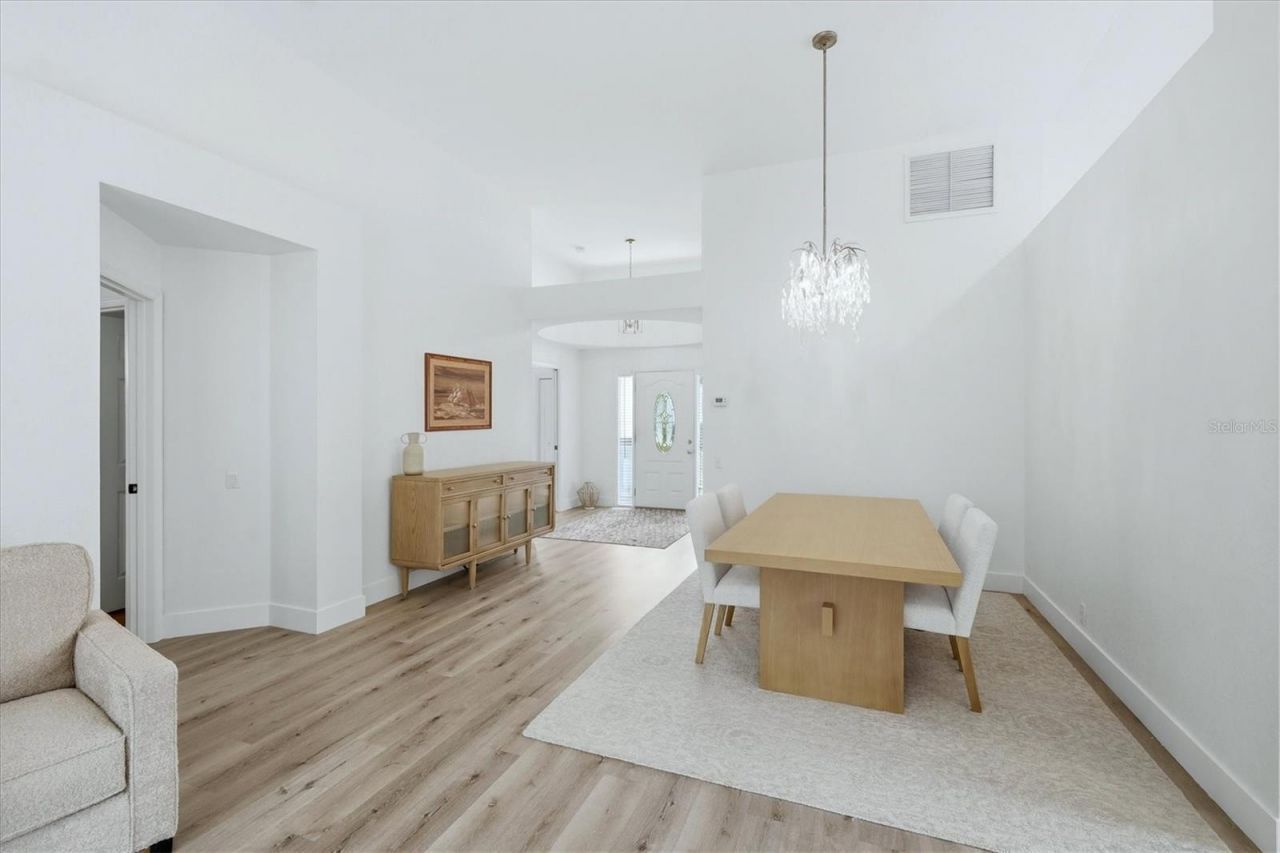 7904 Hampton Court , University Park, FL 34201 Photo