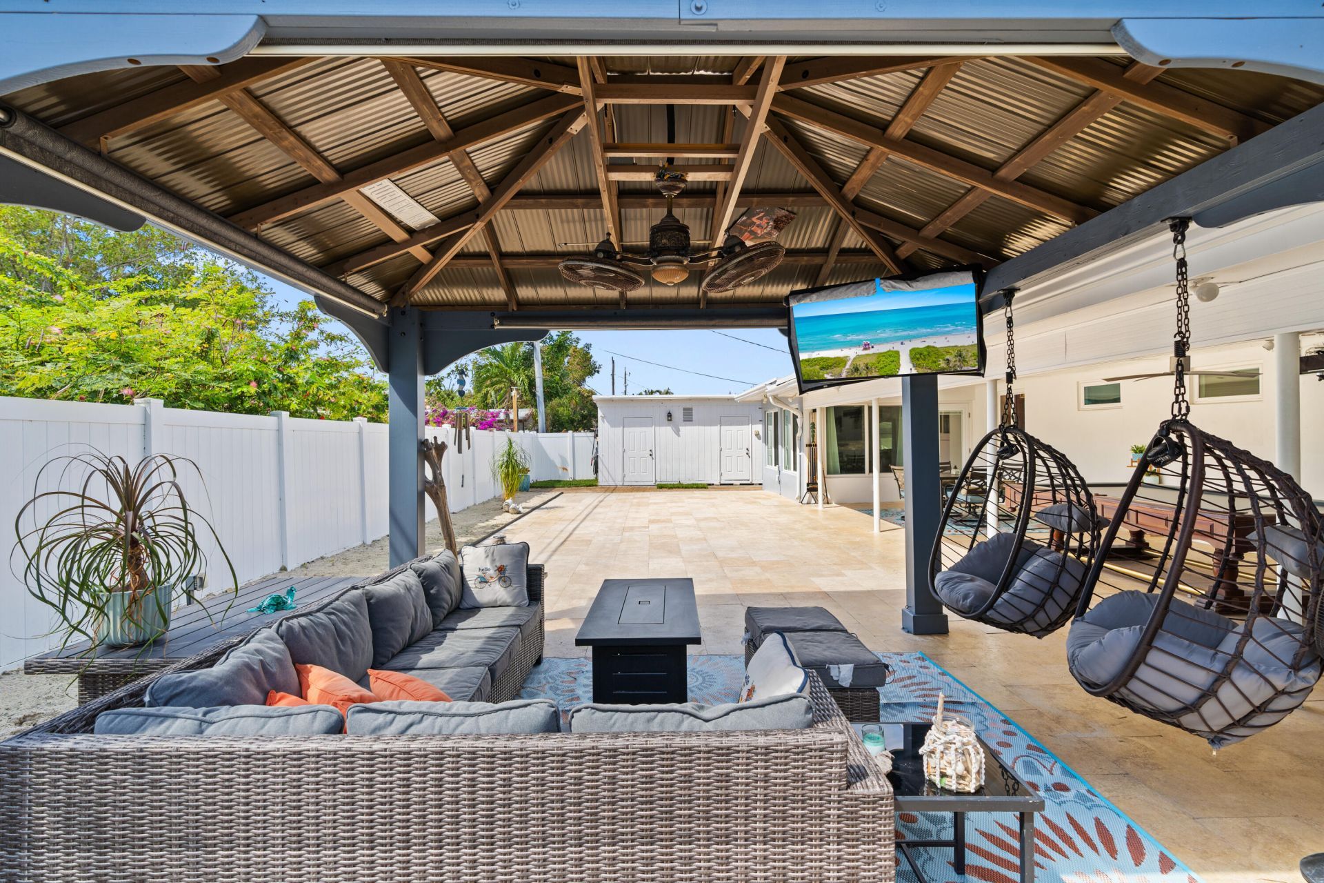 800 NE 8th Street, Pompano Beach, FL 33060 Photo