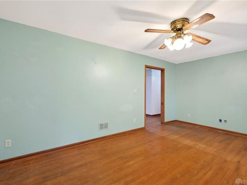 2090 N Sulphur Springs Road, West Alexandria, OH 45381 Photo 10