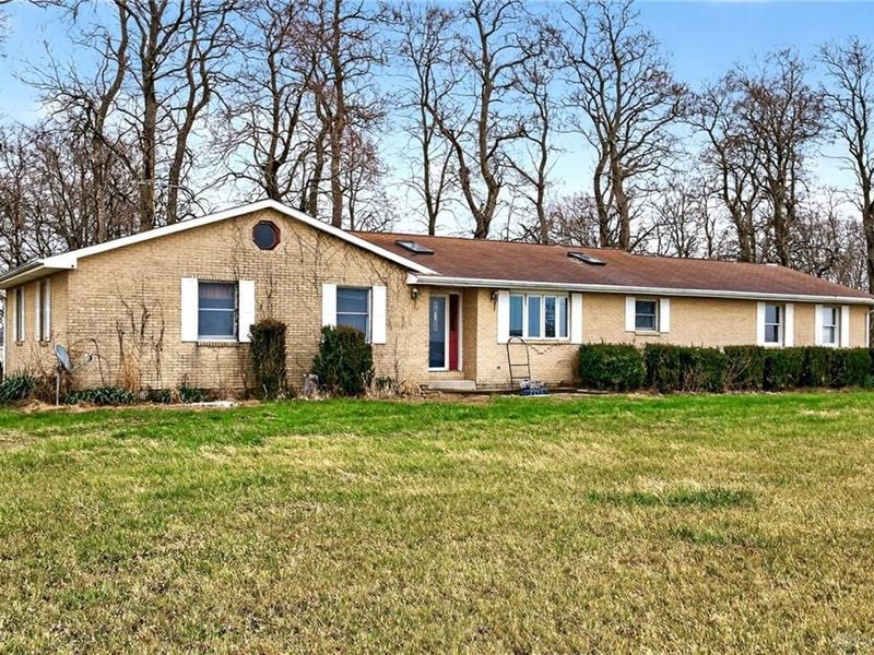 2090 N Sulphur Springs Road, West Alexandria, OH 45381 Photo 3