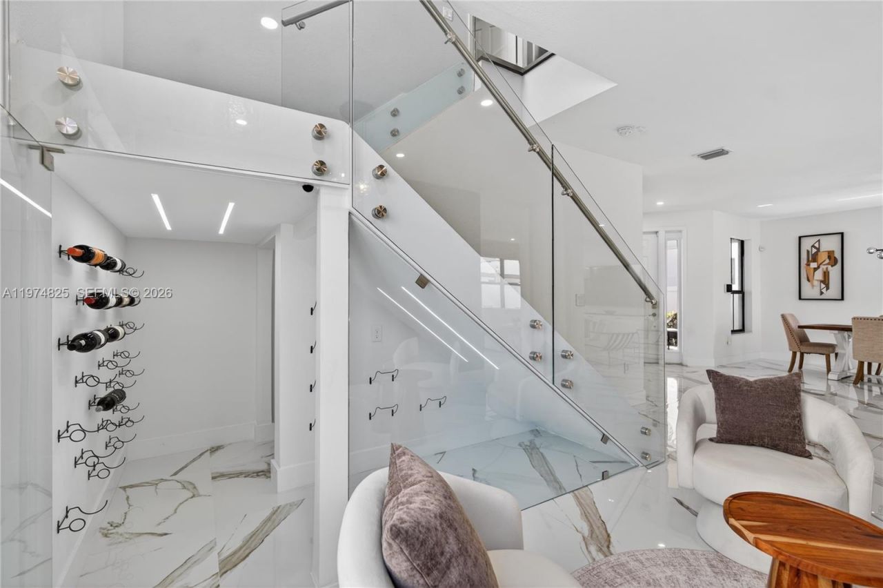 3542 W 93rd Pl, Hialeah, FL 33018 Photo